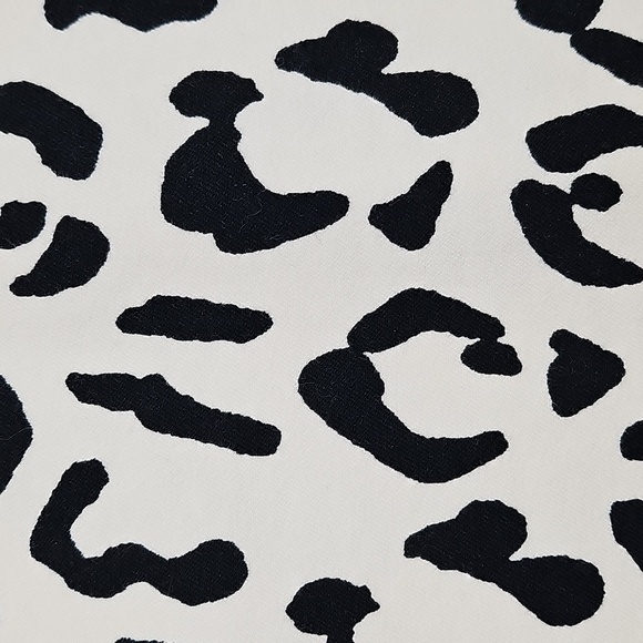 Ann Taylor Cotton Stretch Black & Cream Animal Print High Waist Pencil Skirt - Picture 5 of 15